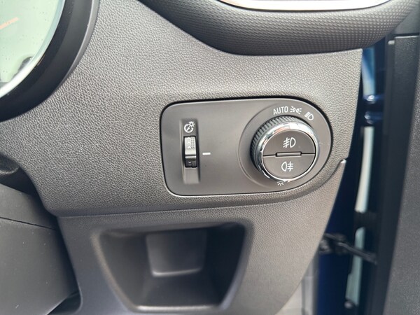 Used Vauxhall Crossland 2023 for sale - 75758693: Photo 23