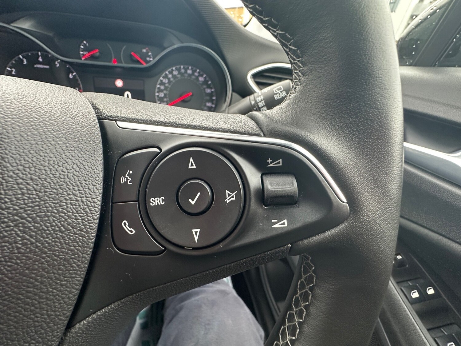 Used Vauxhall Crossland 2022 for sale - 76355065: Photo 52