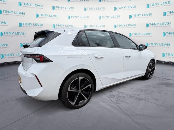 Used Vauxhall Astra 2025 for sale - 76234065: Photo 5