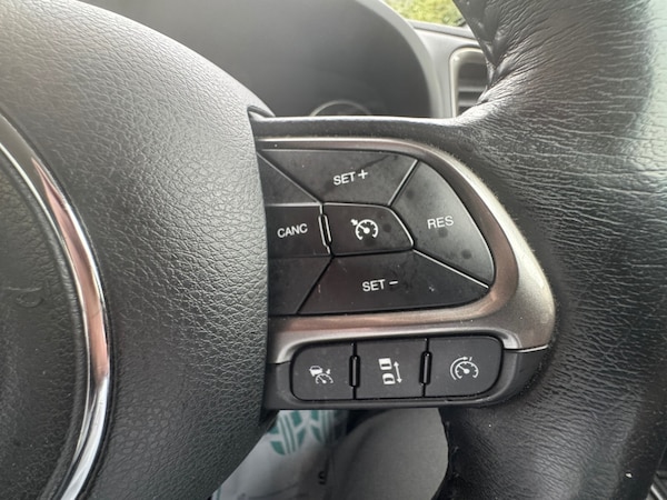 Used Jeep Renegade 2018 for sale - 76289942: Photo 24