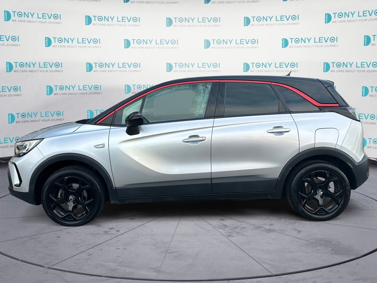 Used Vauxhall Crossland 2022 for sale - 76841935: Photo 2