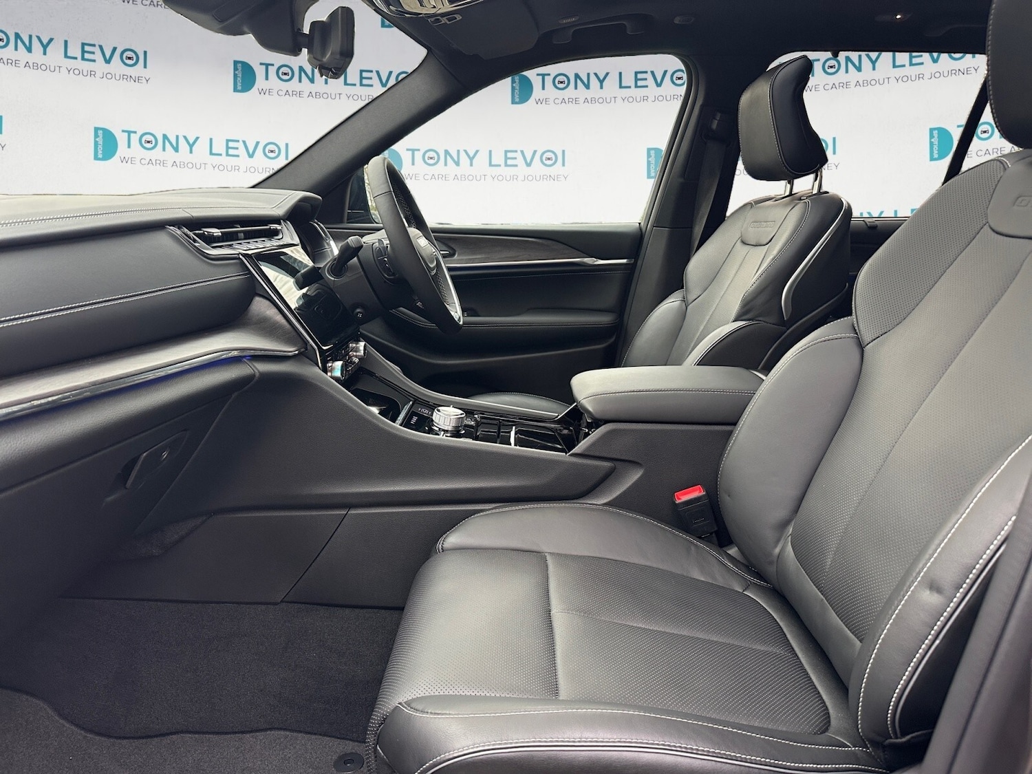 Used Jeep Grand Cherokee 2025 for sale - 76977912: Photo 16