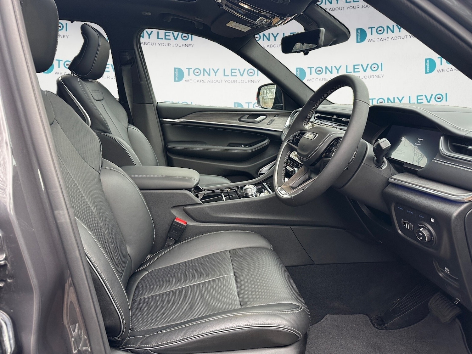 Used Jeep Grand Cherokee 2025 for sale - 76977912: Photo 40