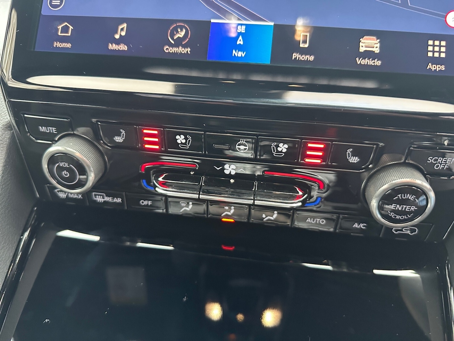 Used Jeep Grand Cherokee 2025 for sale - 76977912: Photo 53