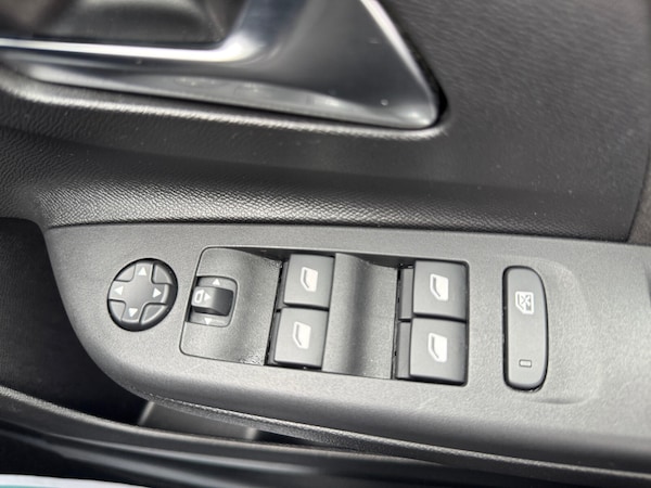 Used Vauxhall Corsa 2022 for sale - 76161250: Photo 50