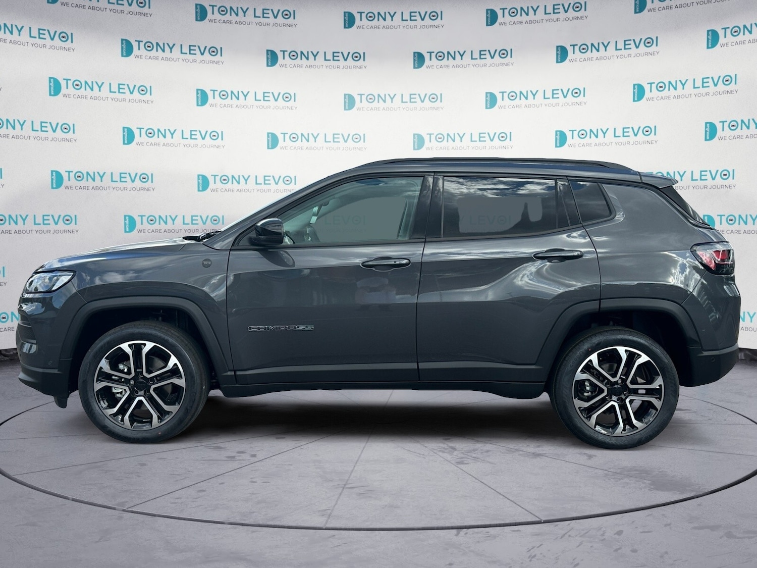 Used Jeep Compass 2025 for sale - 76434729: Photo 2