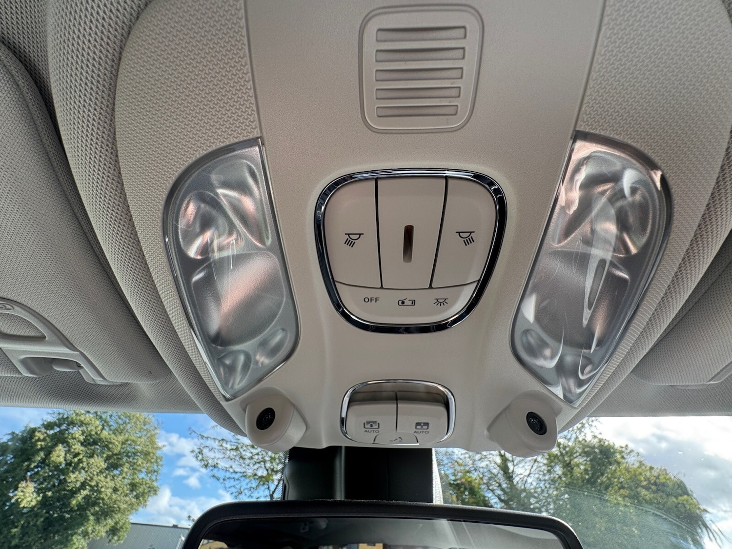 Used Jeep Compass 2025 for sale - 76434729: Photo 52