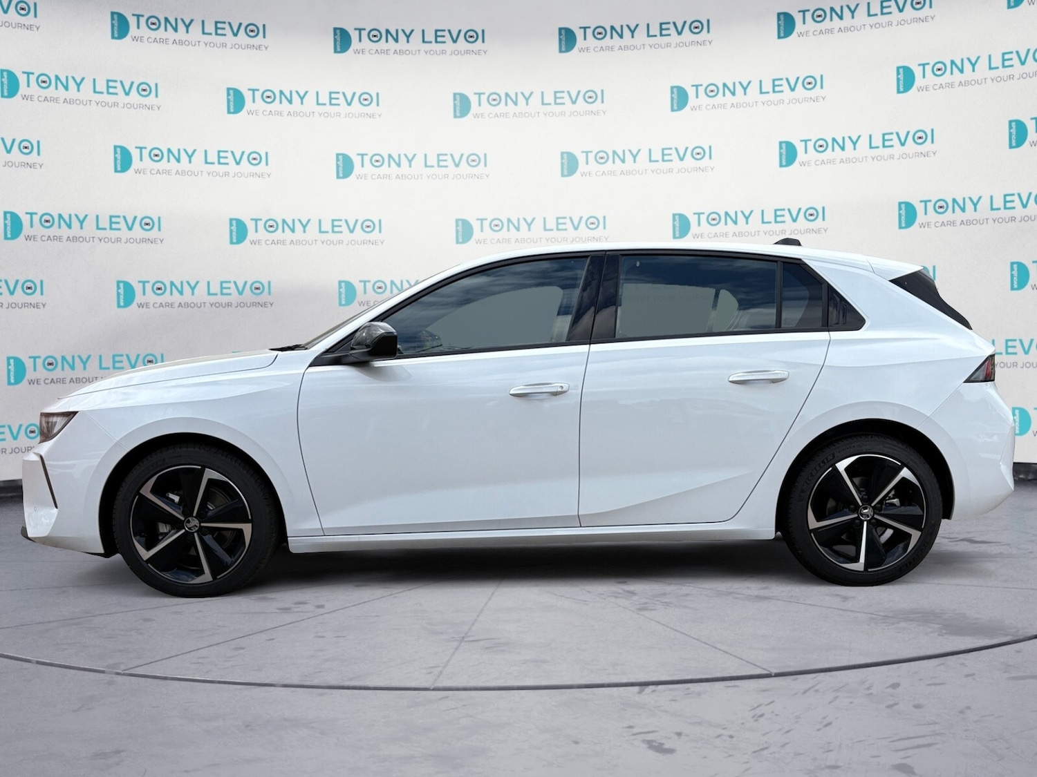 Used Vauxhall Astra 2025 for sale - 77198166: Photo 2