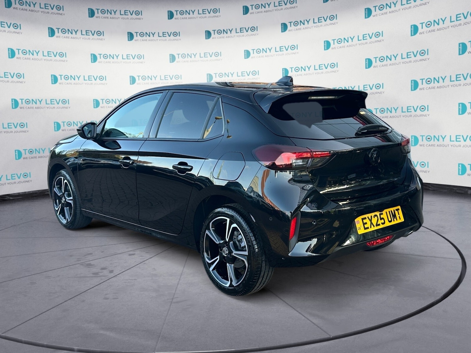 Used Vauxhall Corsa 2025 for sale - 76941082: Photo 3