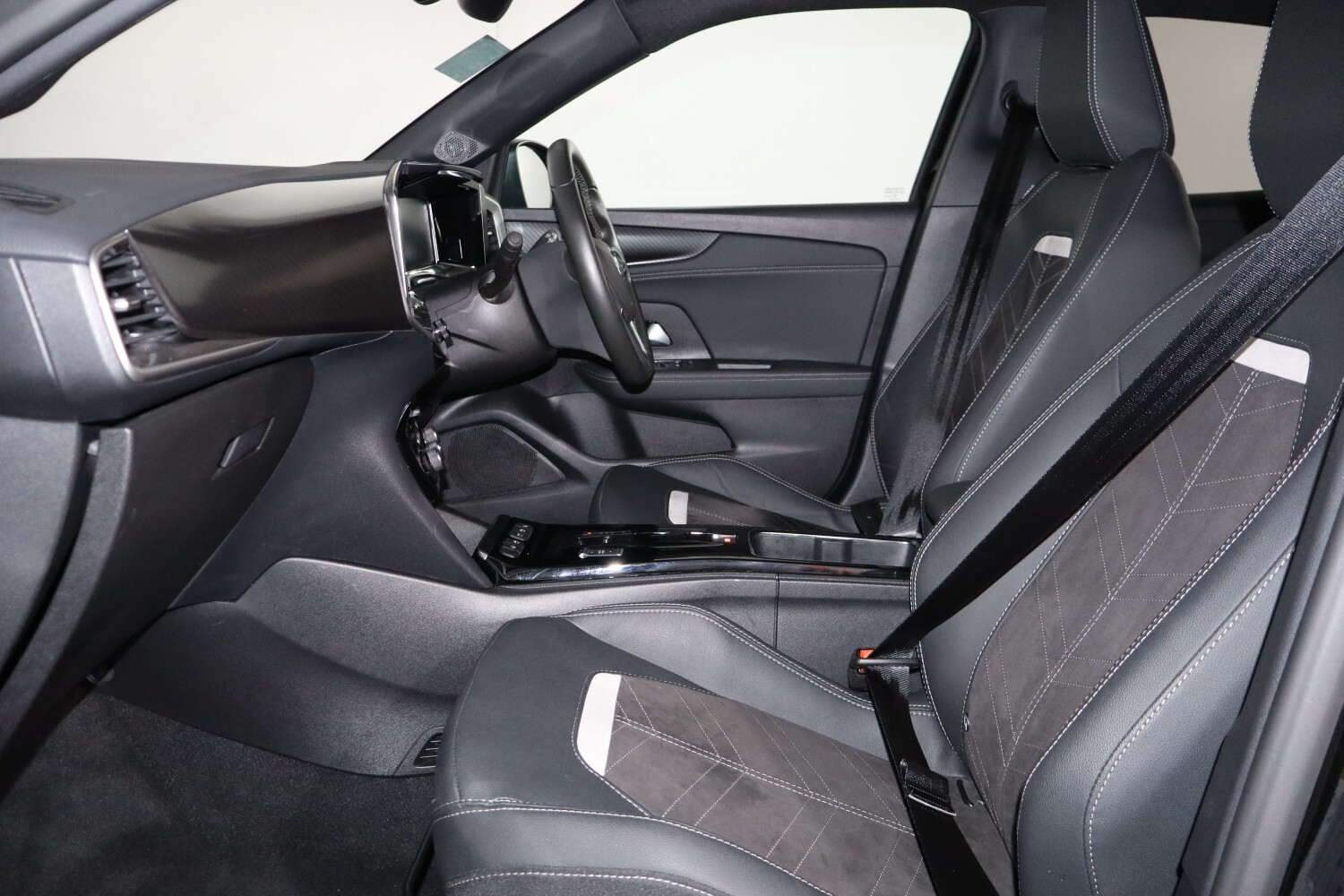 Used Vauxhall Mokka 2024 for sale - 76154617: Photo 36