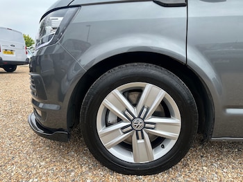 Used Volkswagen Transporter 2017 for sale - 78735024: Photo
