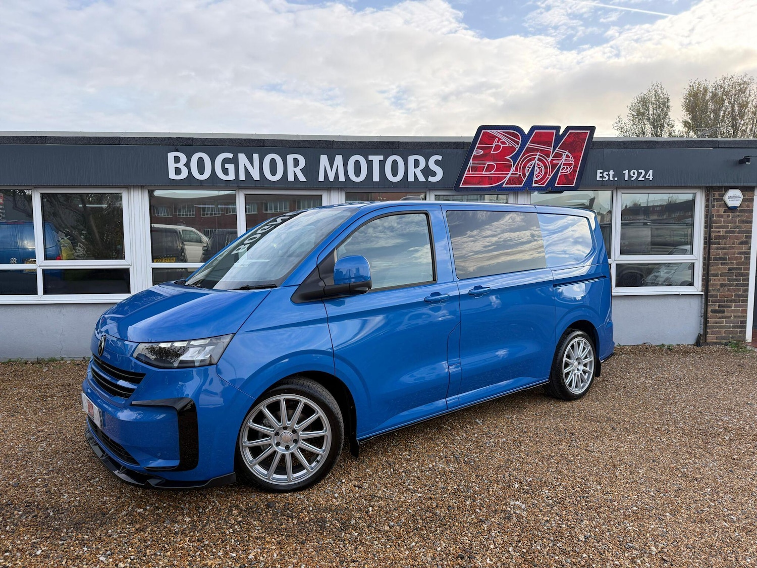 Used Volkswagen Transporter 2025 for sale - 76432896: Photo 1