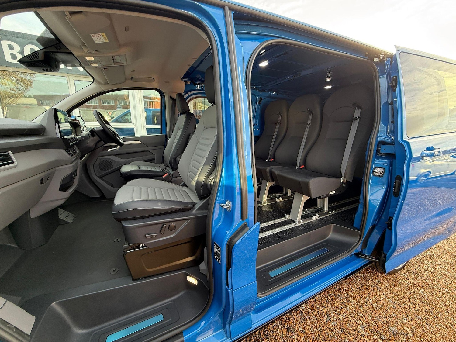 Used Volkswagen Transporter 2025 for sale - 76432896: Photo 12