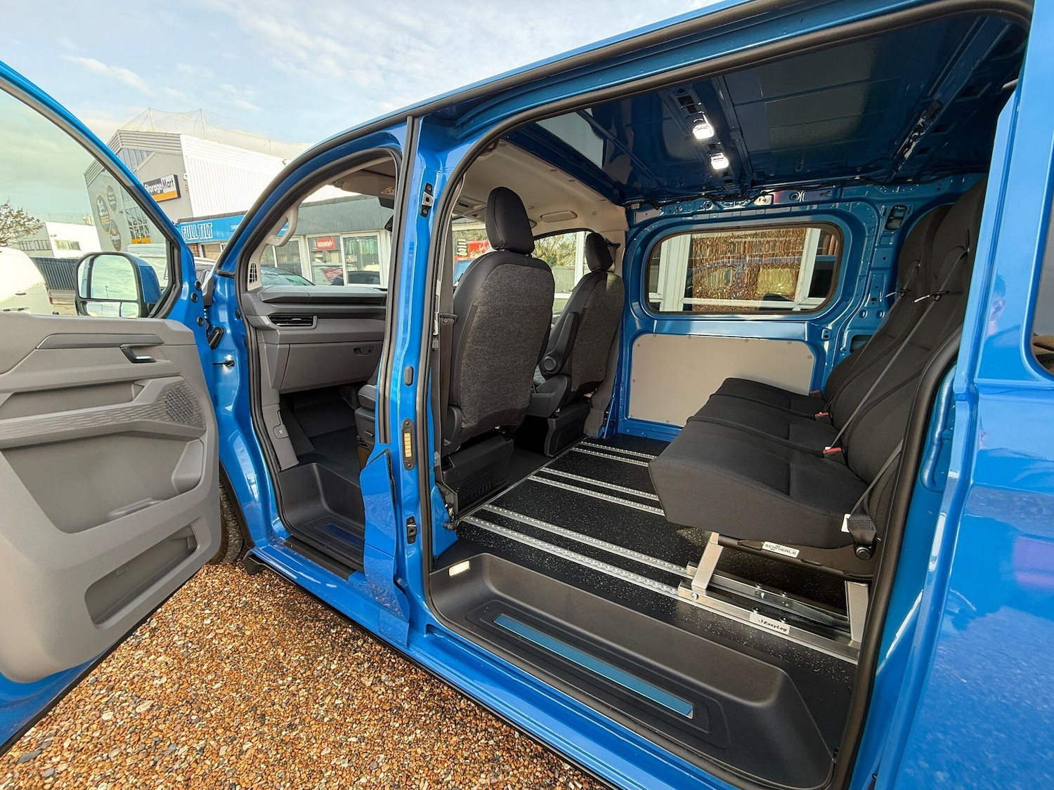 Used Volkswagen Transporter 2025 for sale - 76432896: Photo 13