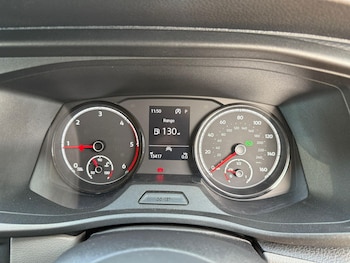 Used Volkswagen Transporter 2024 for sale - 75600473: Photo