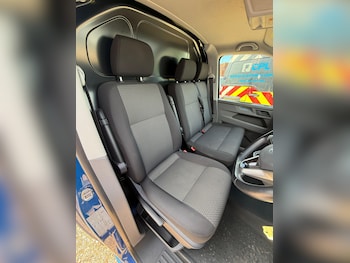 Used Volkswagen Transporter 2024 for sale - 75600473: Photo