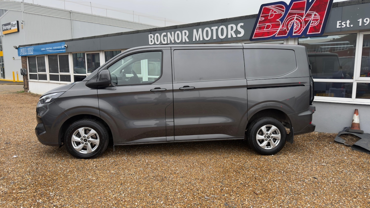 Used Ford Transit Custom 2023 for sale - 77791307: Photo 2