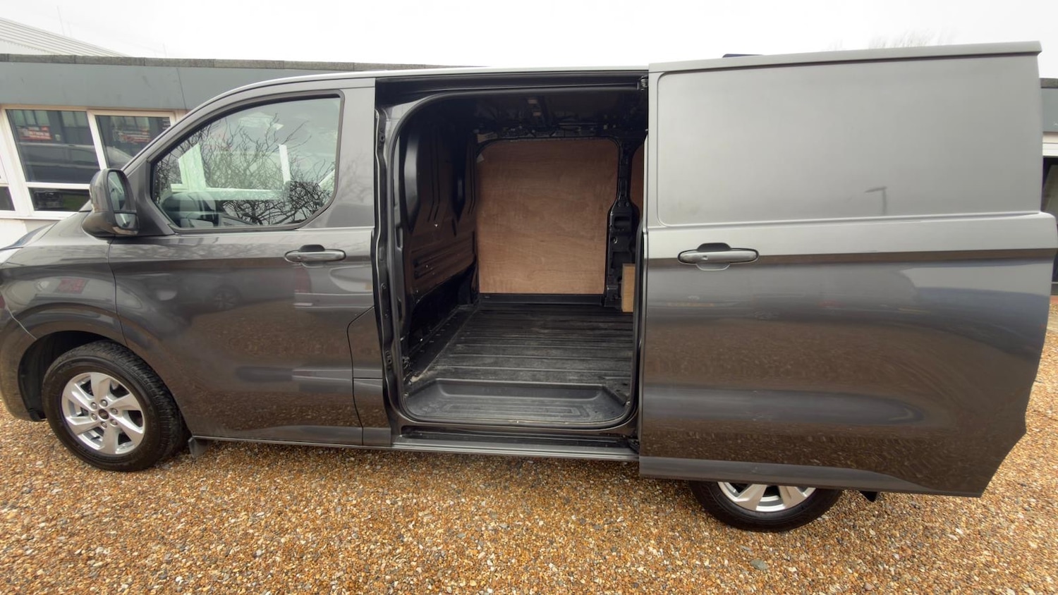 Used Ford Transit Custom 2023 for sale - 77791307: Photo 28