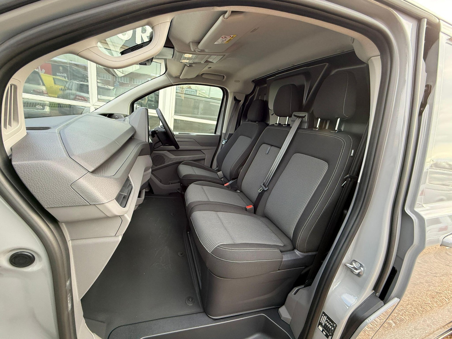 Used Volkswagen Transporter 2025 for sale - 76573722: Photo 14