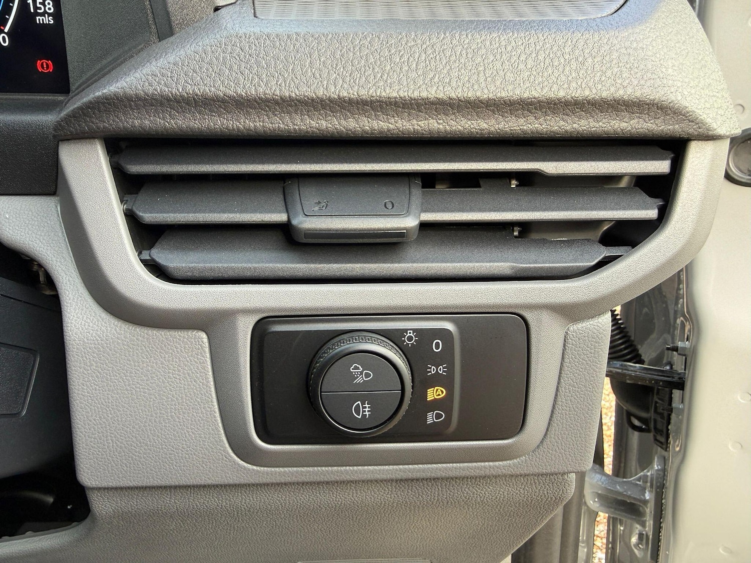 Used Volkswagen Transporter 2025 for sale - 76573722: Photo 4