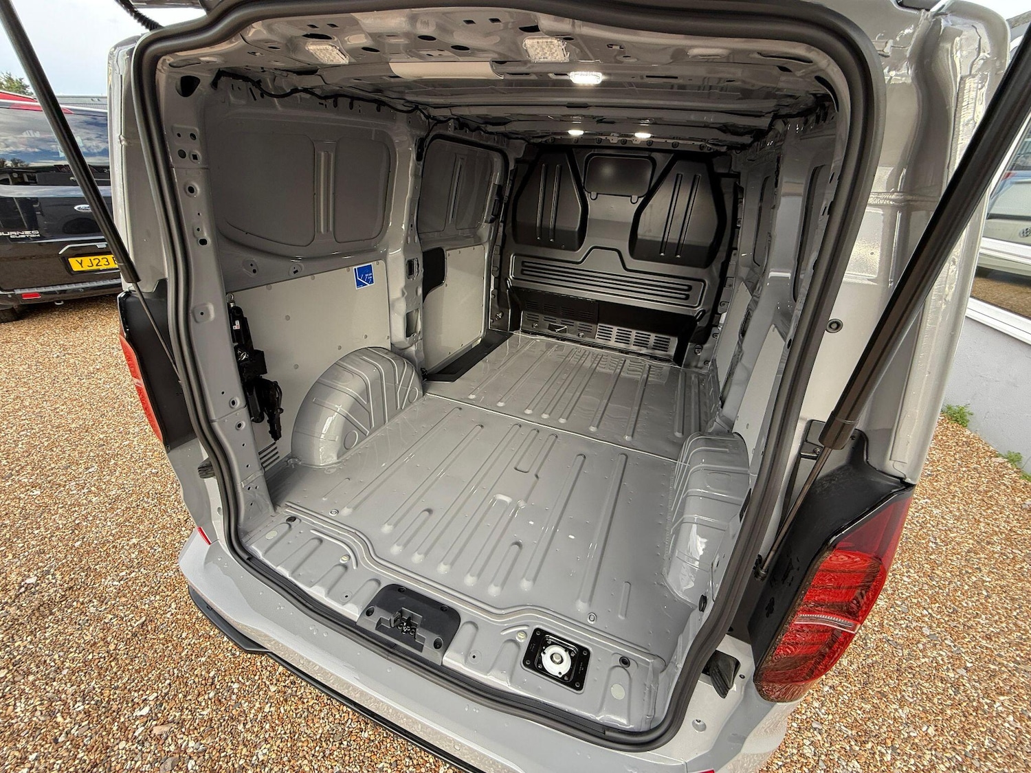 Used Volkswagen Transporter 2025 for sale - 76573722: Photo 7