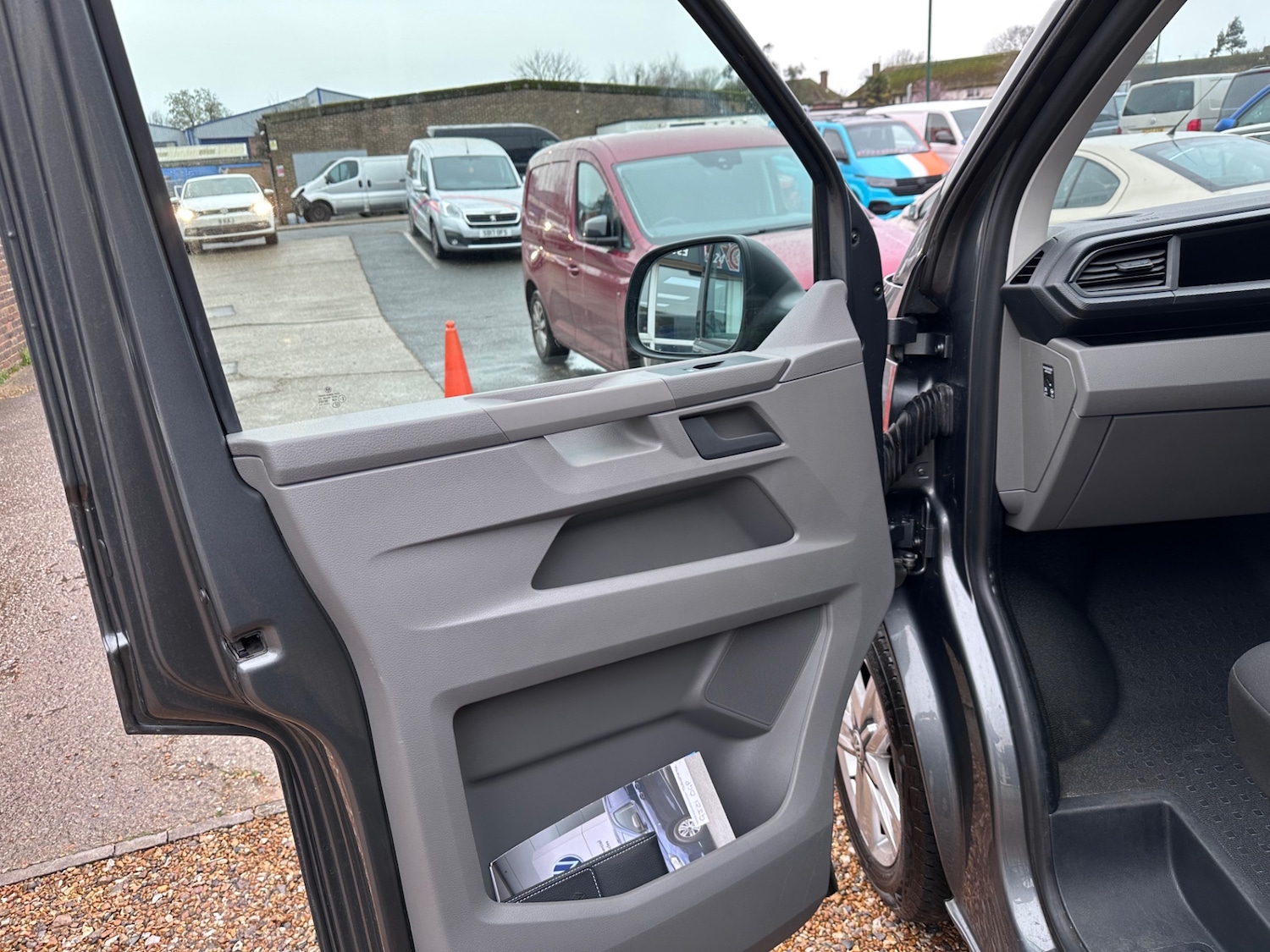 Used Volkswagen Transporter 2021 for sale - 77694453: Photo 28