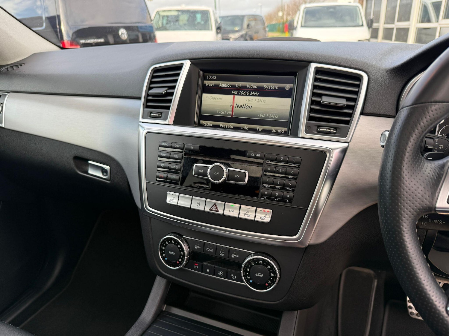 Used Mercedes-Benz M Class 2015 for sale - 76584542: Photo 11