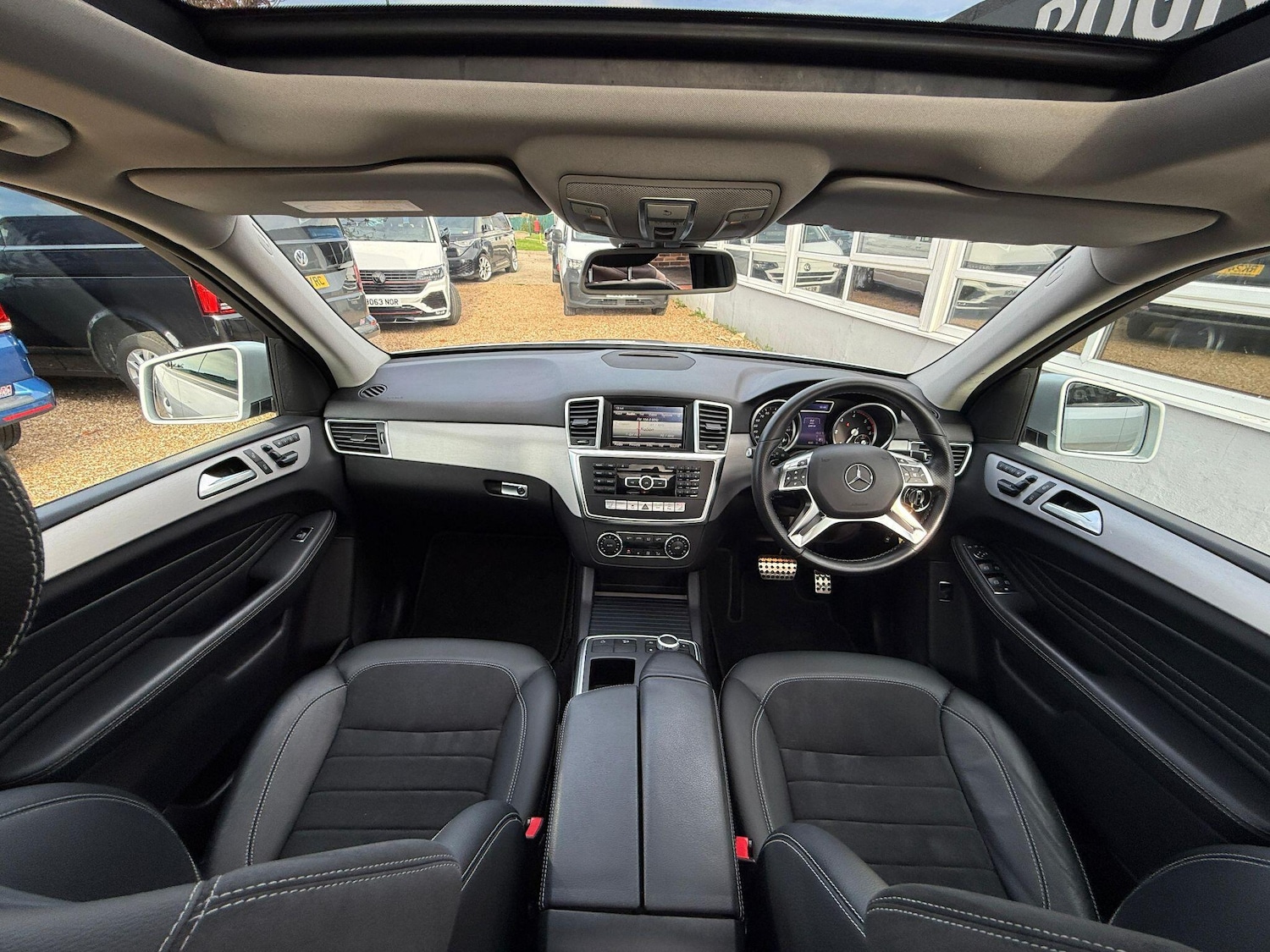 Used Mercedes-Benz M Class 2015 for sale - 76584542: Photo 8