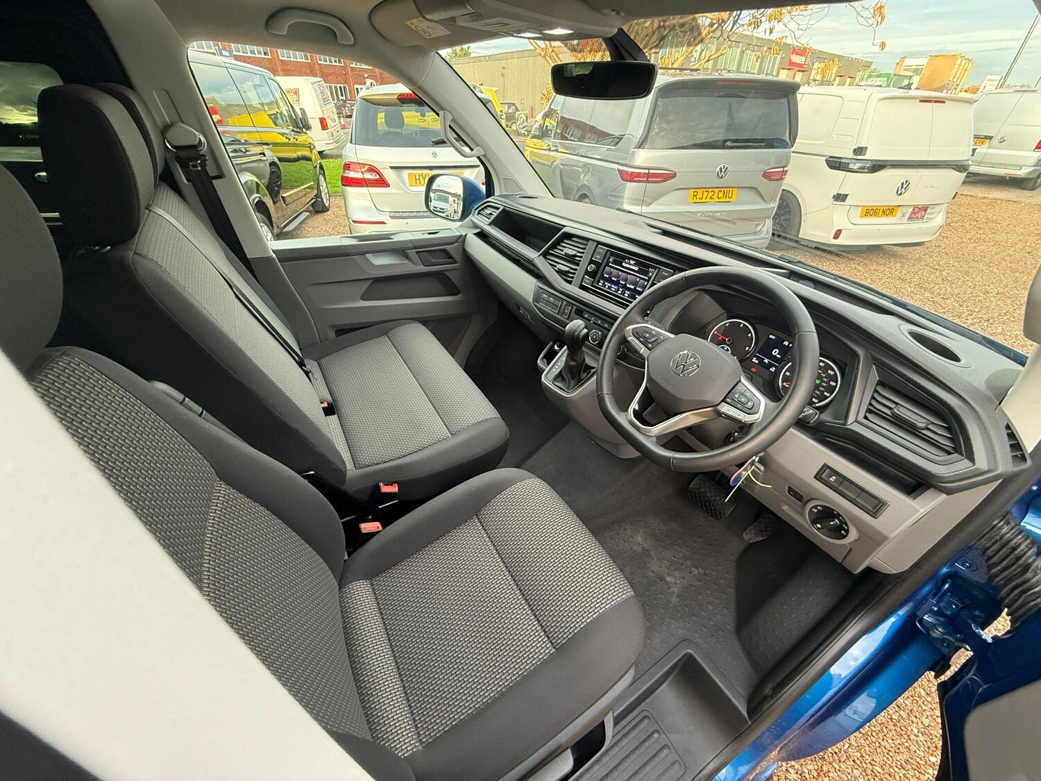 Used Volkswagen Transporter 2024 for sale - 76572466: Photo 10