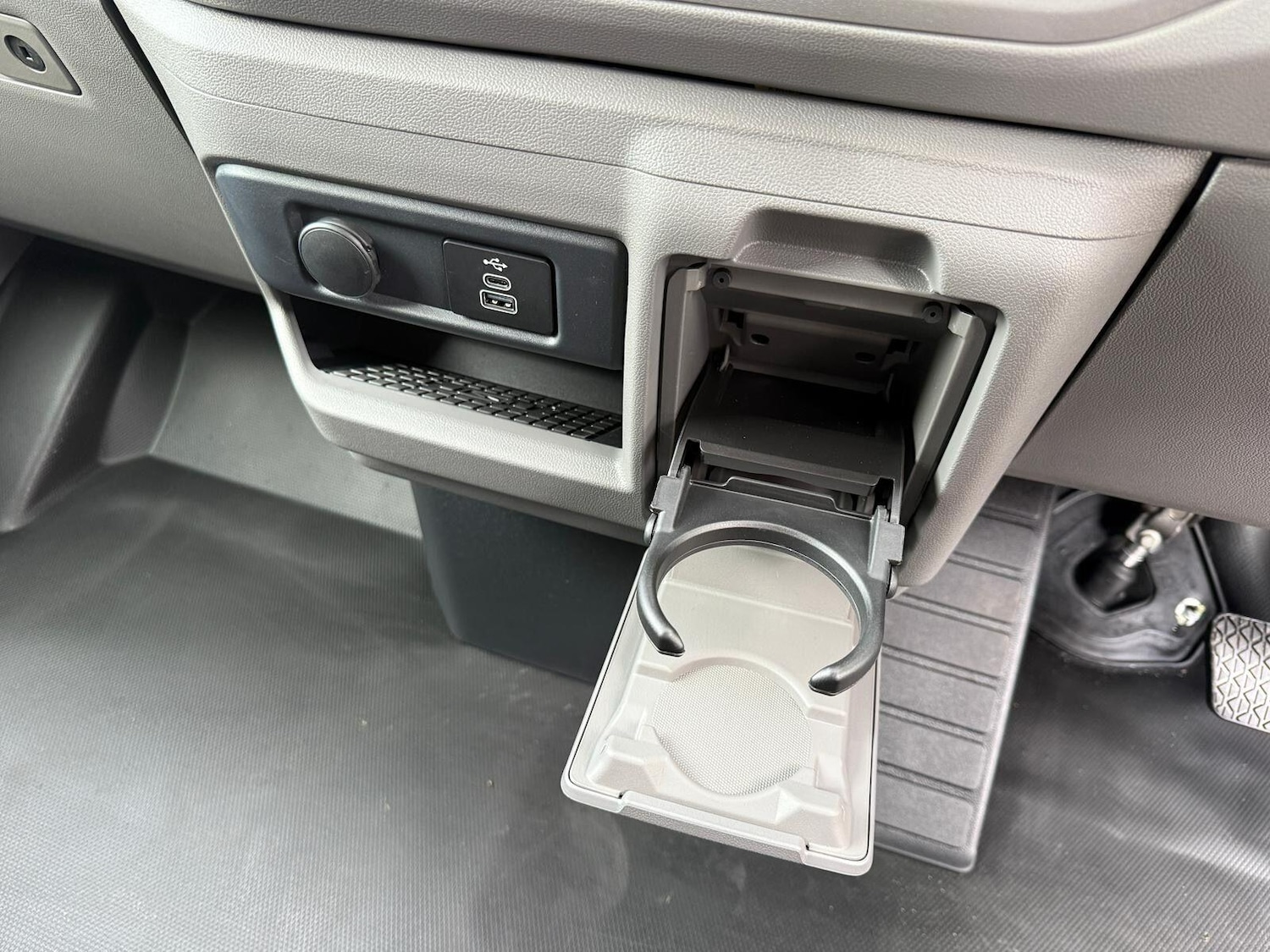 Used Volkswagen Transporter 2025 for sale - 76572597: Photo 14