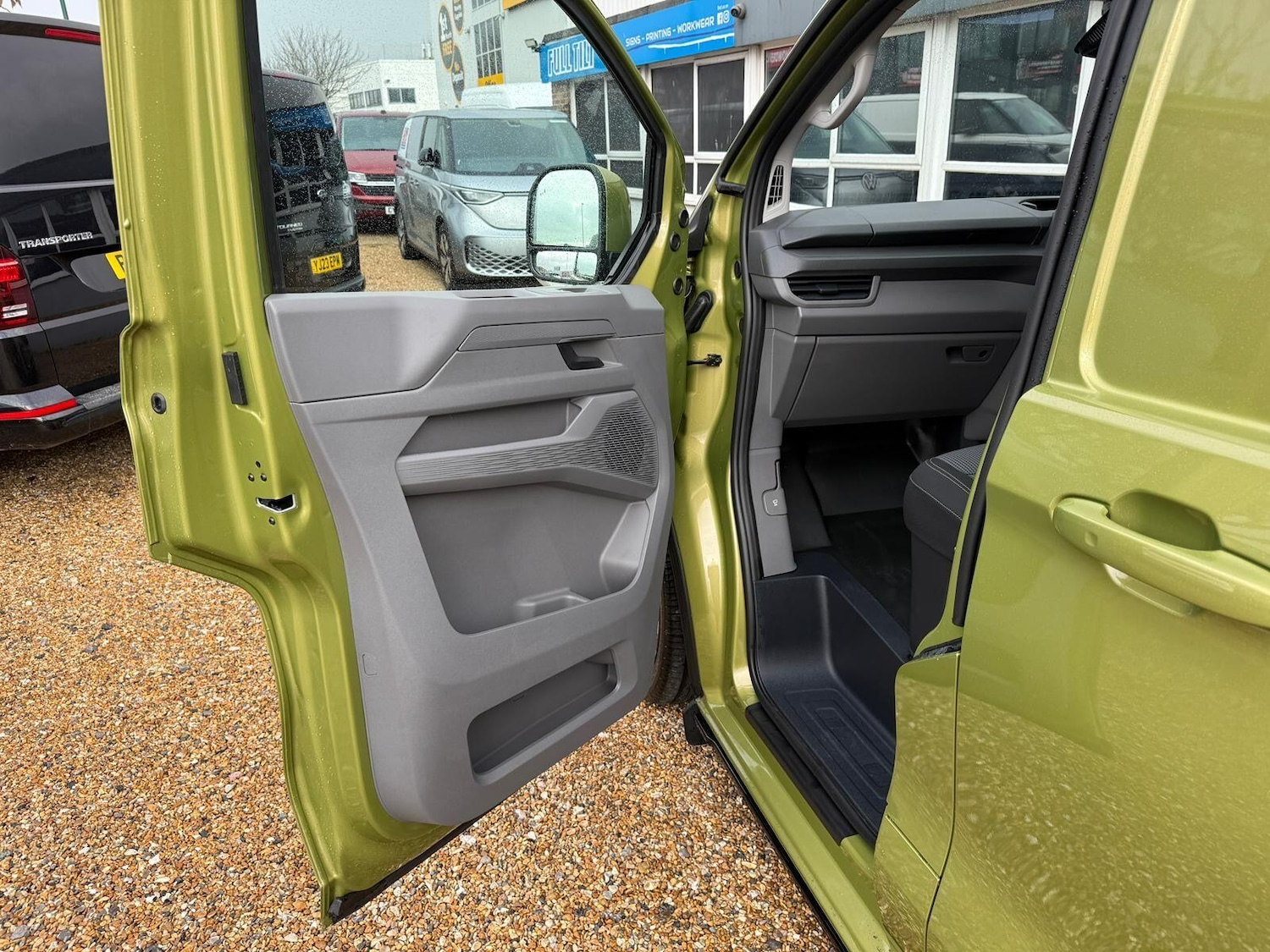 Used Volkswagen Transporter 2025 for sale - 76572597: Photo 17