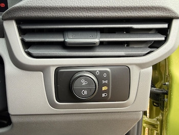 Used Volkswagen Transporter 2025 for sale - 76572597: Photo