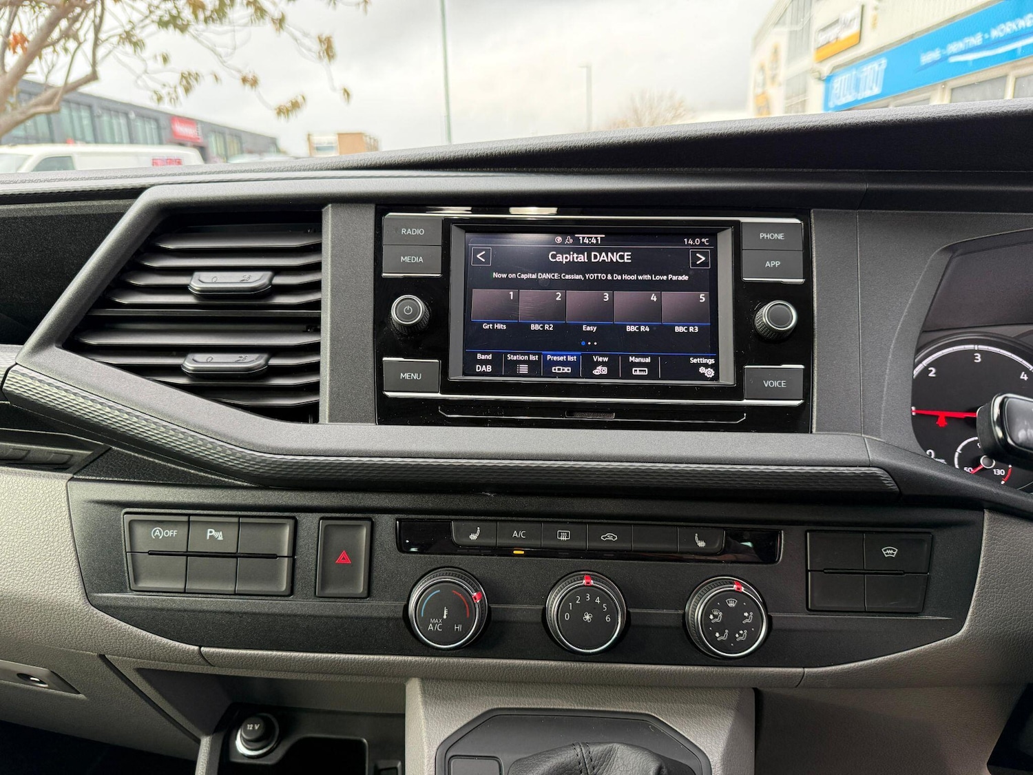 Used Volkswagen Transporter 2023 for sale - 76456652: Photo 10