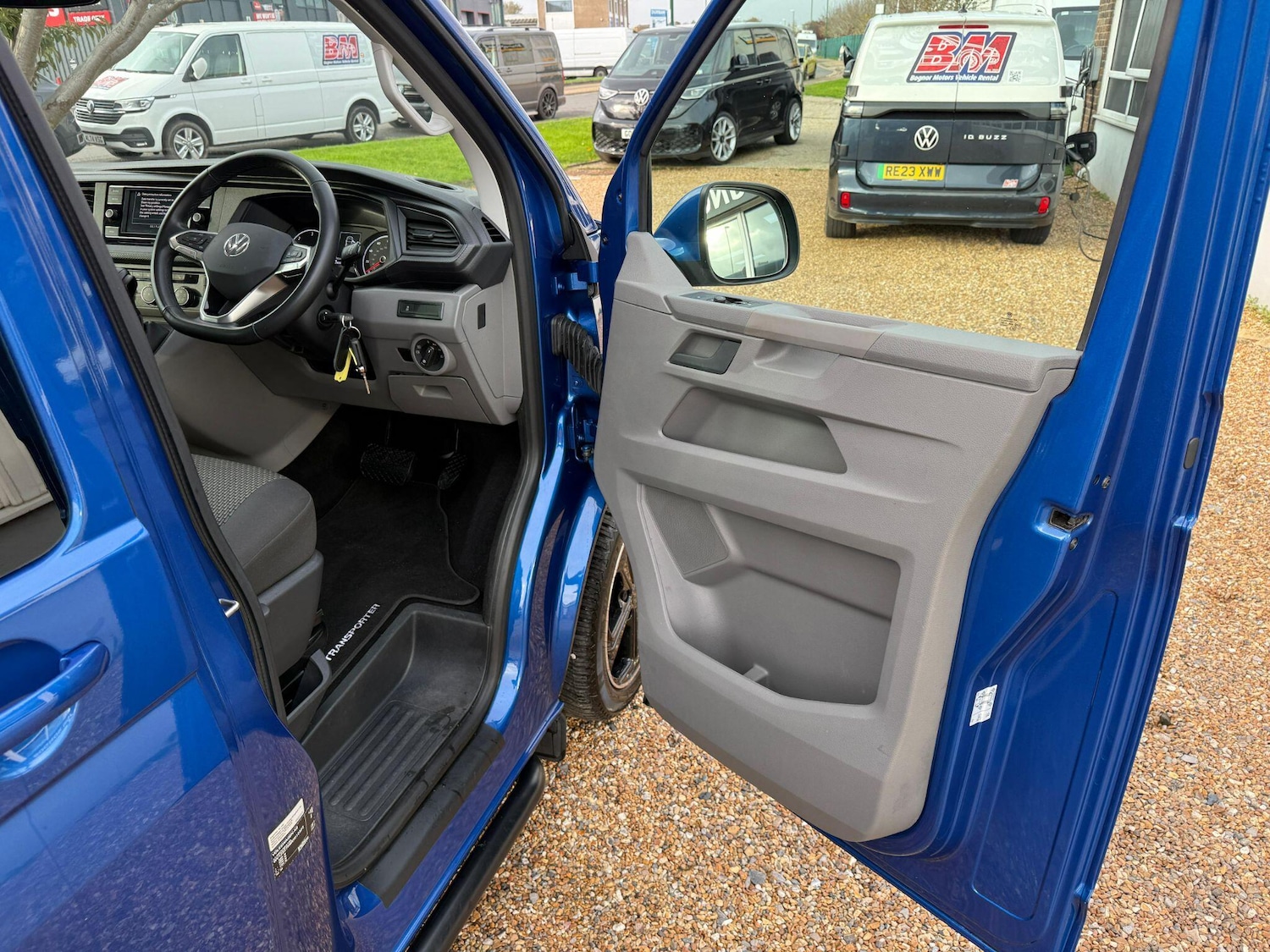 Used Volkswagen Transporter 2023 for sale - 76456652: Photo 27