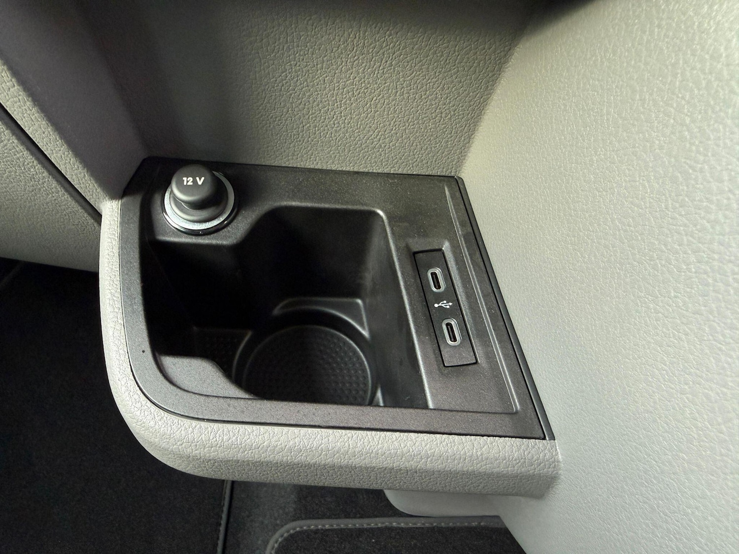 Used Volkswagen Transporter 2023 for sale - 76456652: Photo 8