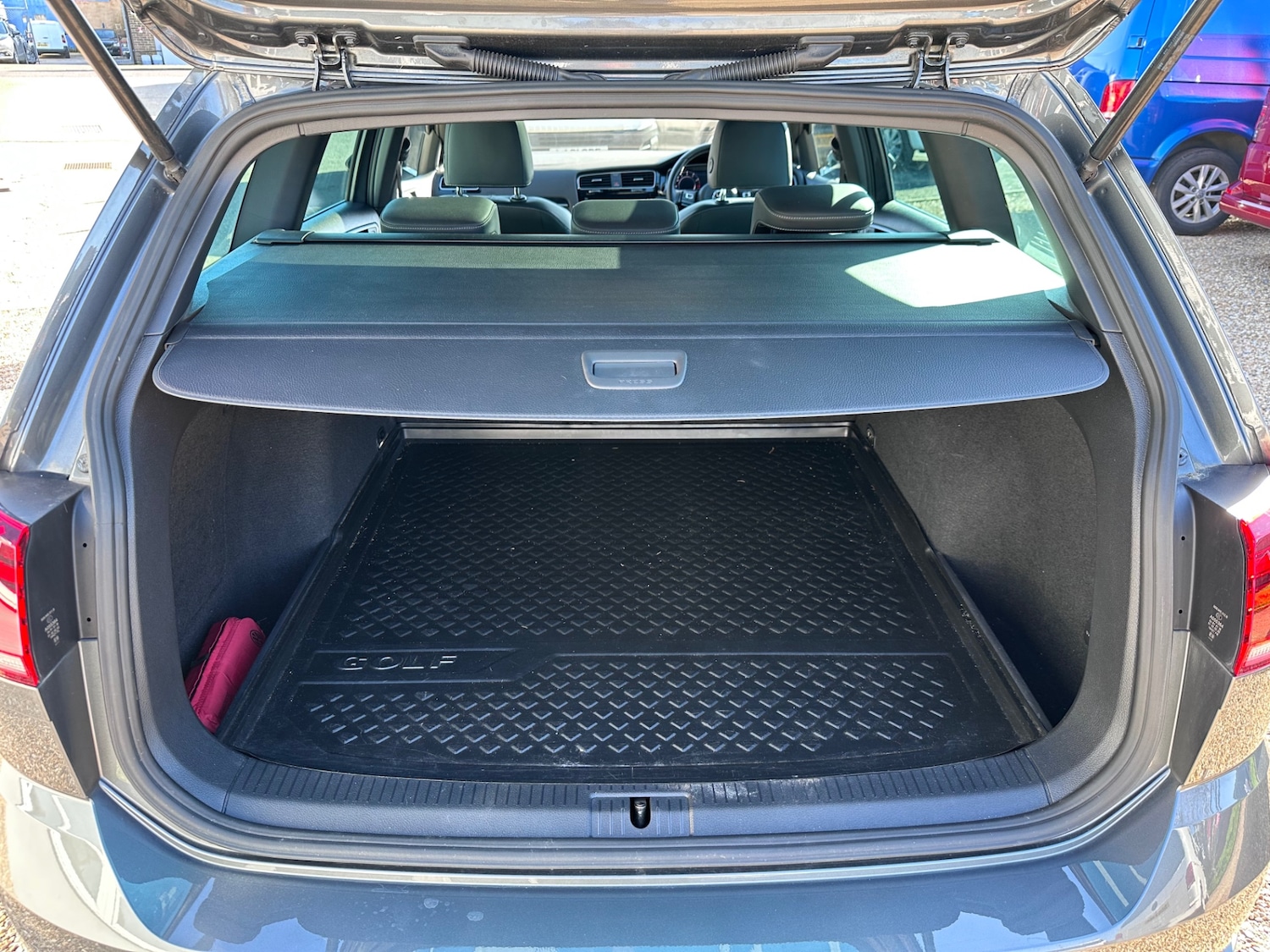 Used Volkswagen Golf 2017 for sale - 77934485: Photo 29