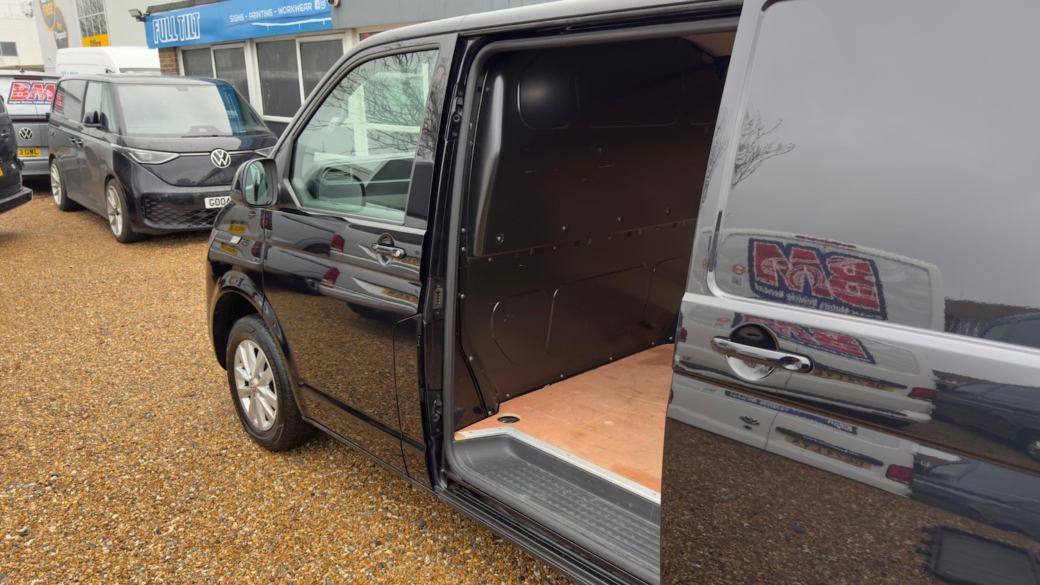 Used Volkswagen Transporter 2024 for sale - 76926599: Photo 25