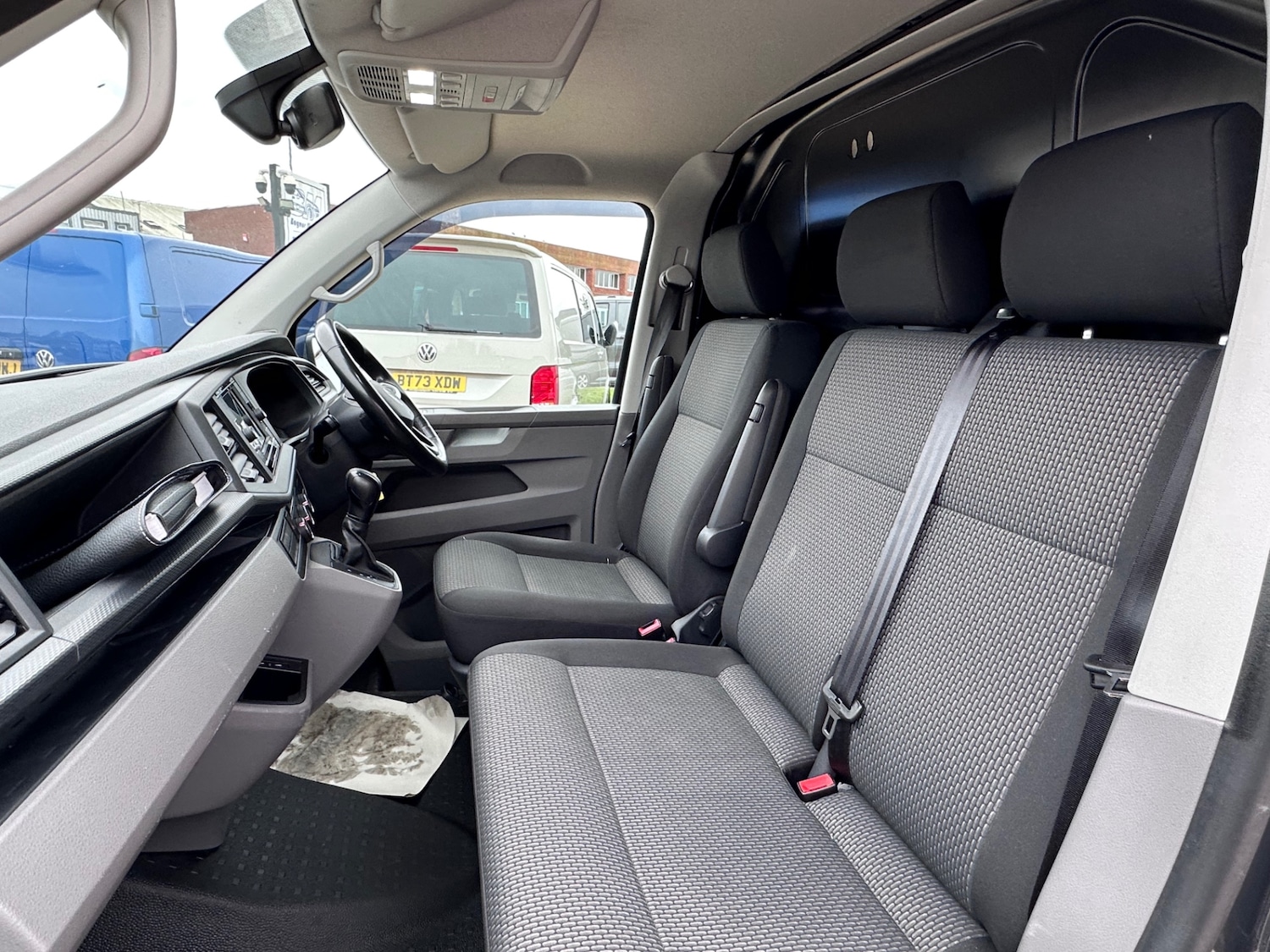 Used Volkswagen Transporter 2022 for sale - 78201470: Photo 11