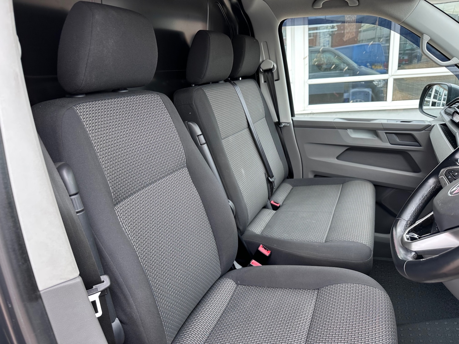 Used Volkswagen Transporter 2022 for sale - 78201470: Photo 25