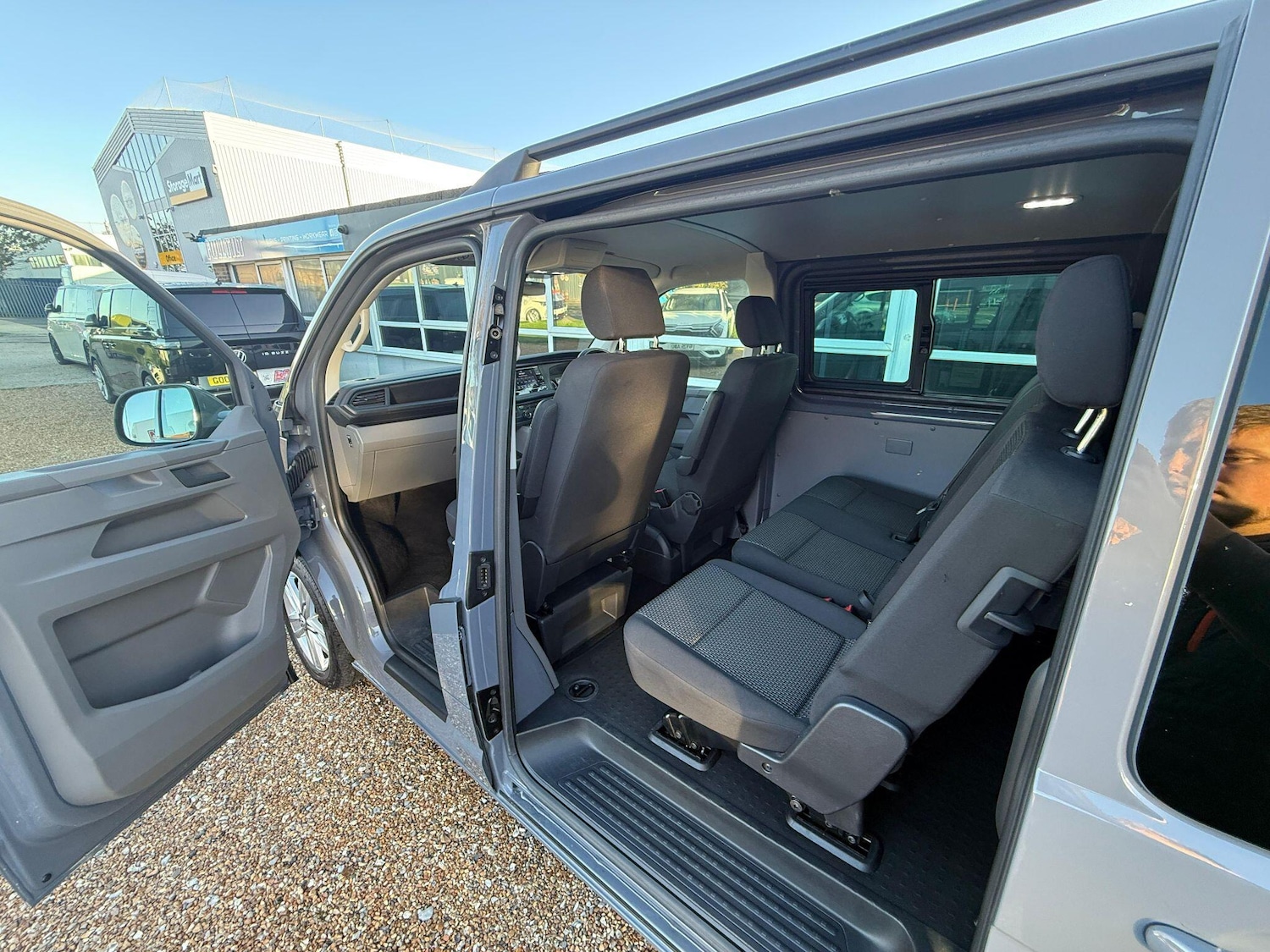 Used Volkswagen Transporter 2024 for sale - 76370197: Photo 3