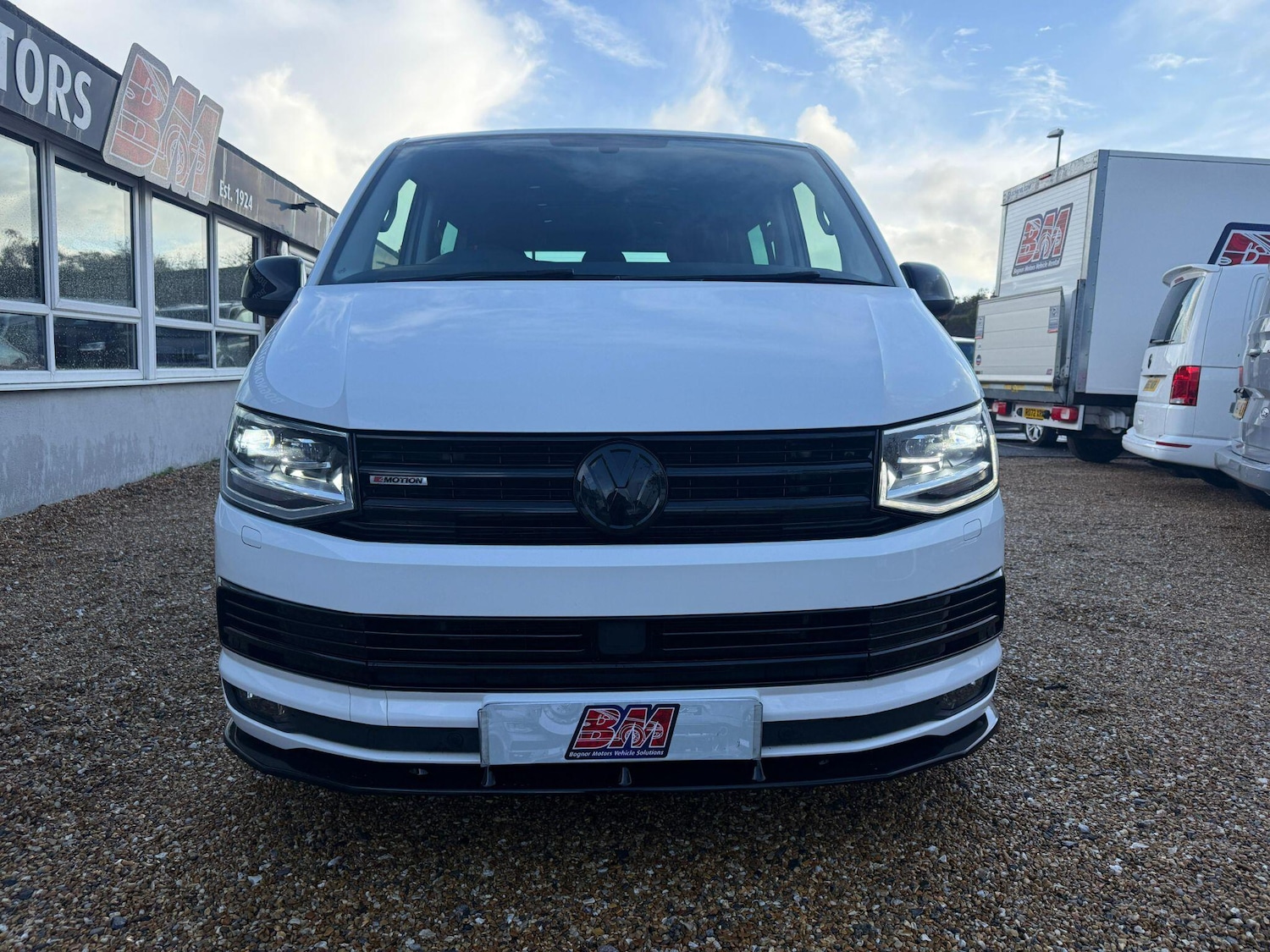Used Volkswagen Transporter 2017 for sale - 76337379: Photo 4