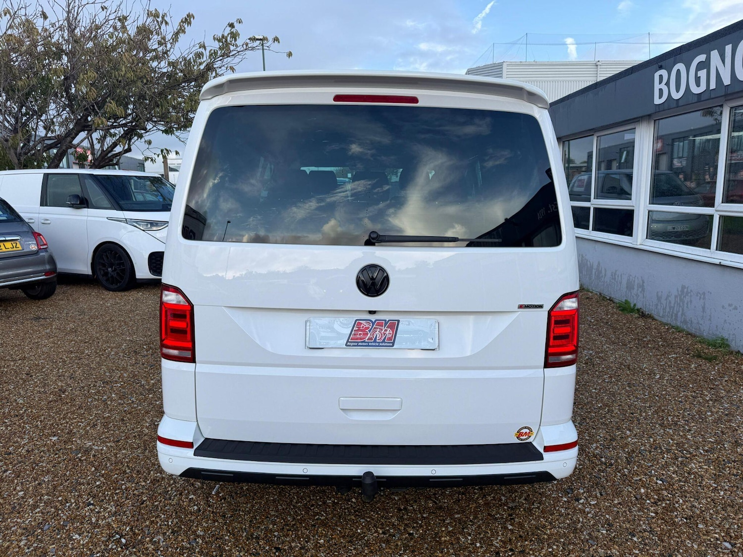 Used Volkswagen Transporter 2017 for sale - 76337379: Photo 6