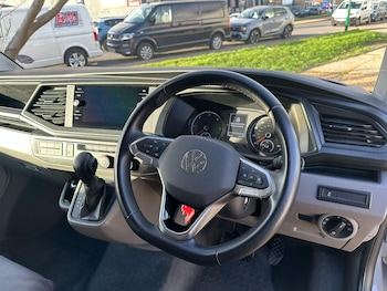Used Volkswagen Transporter 2024 for sale - 76925995: Photo