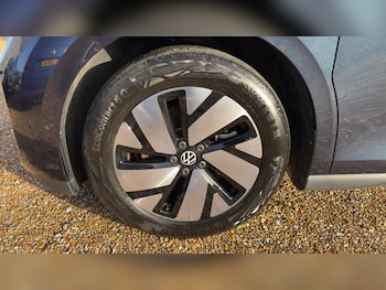 Used Volkswagen ID.3 2023 for sale - 77188553: Photo