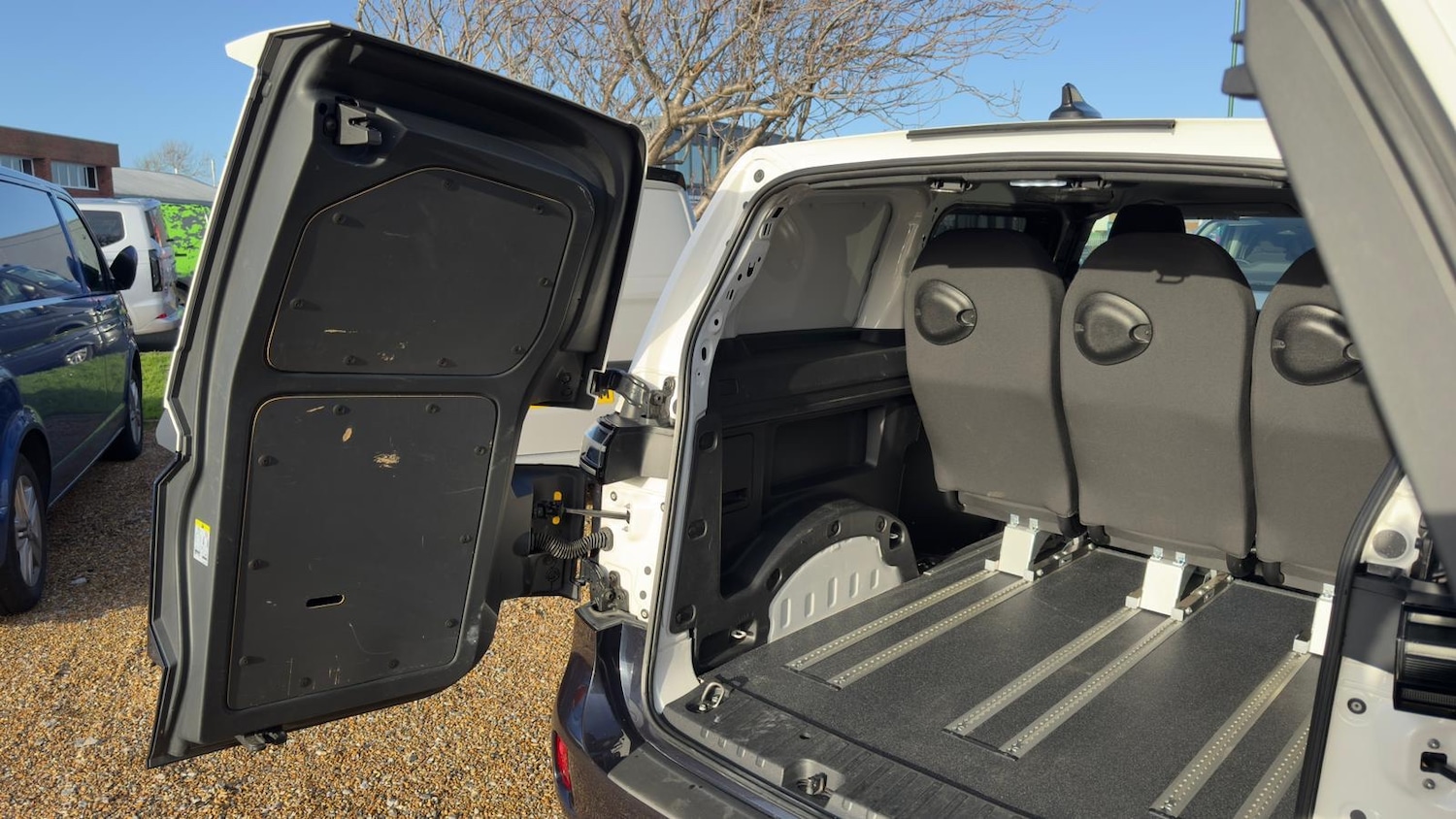 Used Volkswagen ID.3 2023 for sale - 77188553: Photo 9