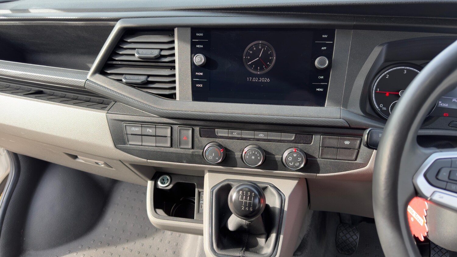 Used Volkswagen Transporter 2024 for sale - 76926594: Photo 10