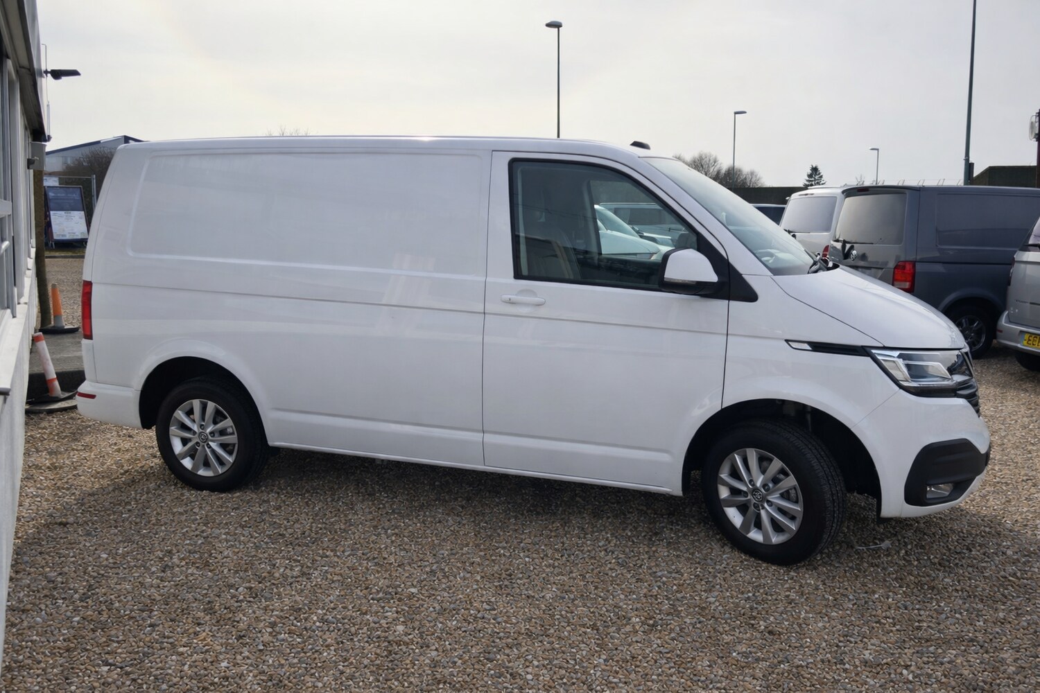Used Volkswagen Transporter 2024 for sale - 76926594: Photo 4