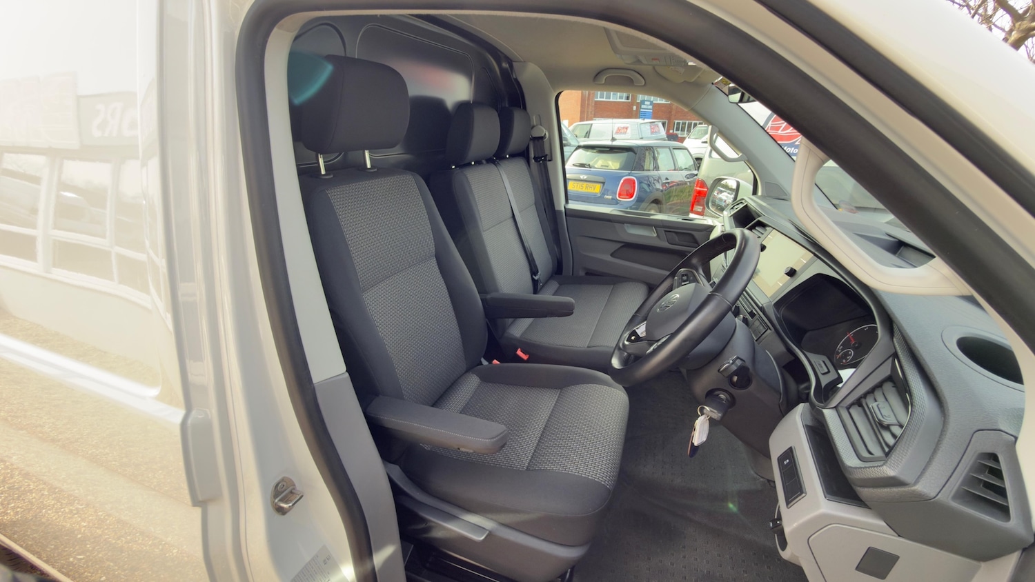 Used Volkswagen Transporter 2024 for sale - 76926594: Photo 8