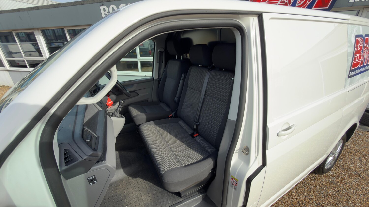 Used Volkswagen Transporter 2024 for sale - 76926594: Photo 9