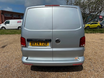 Used Volkswagen Transporter 2024 for sale - 78897735: Photo
